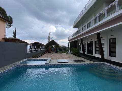 5-room swimming pool villa mzl lembang