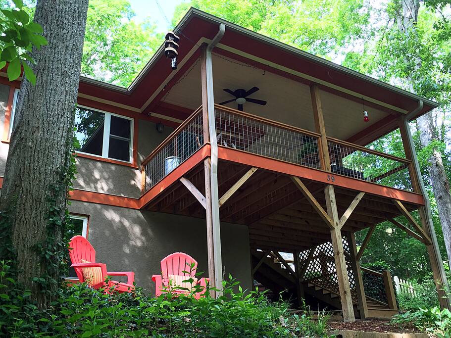 Wonderful Deck for Relaxing