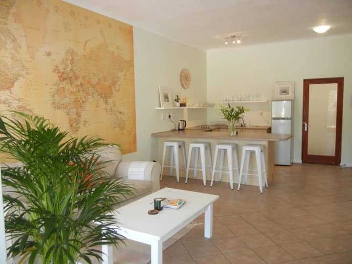 Rental unit in Plettenberg Bay · ★4.71 · 2 bedrooms · 3 beds · 1 bath