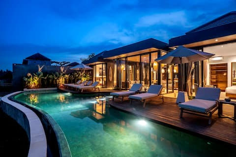 Villa Tenang – Modern 4BR, Private Pool, Ubud
