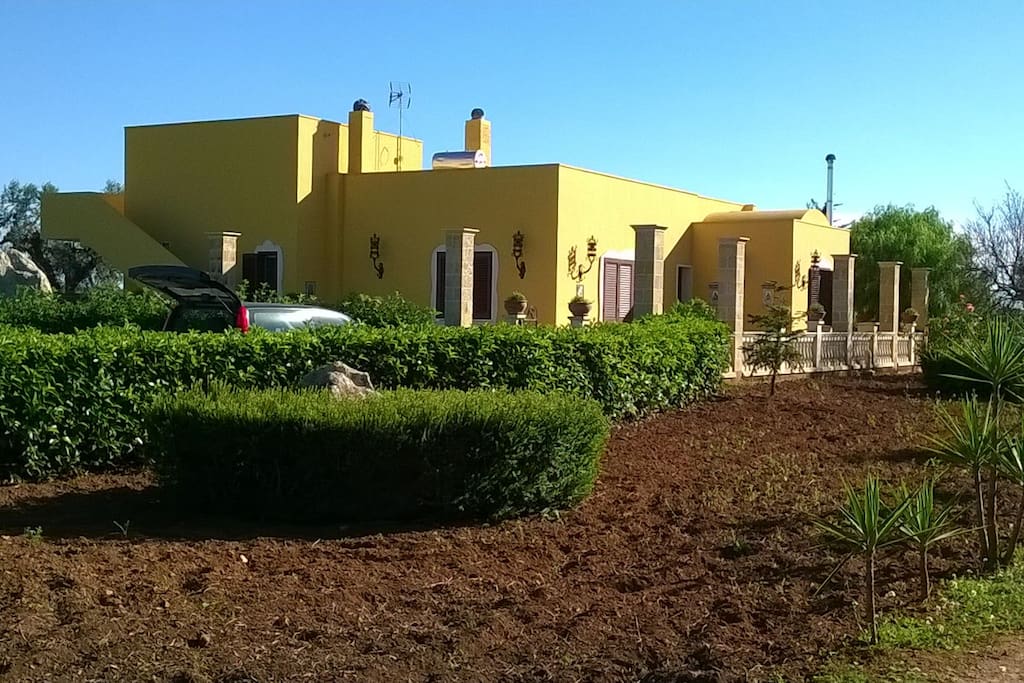 esterno della villa