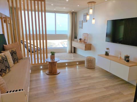 Top Airbnb: Beautiful Sea-Facing Studio with Private Parking. à Saint Jean De Monts