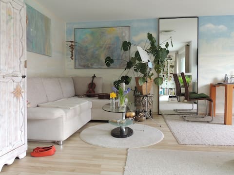 Blick ins Grüne EG-1-Zimmer-Whg/ Terrasse, seenahe