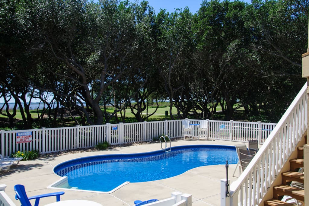 CC114: Y7 Fairways & Sunsets | Pool Area