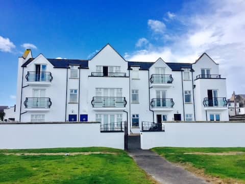 Popular Airbnb listing: Sand Dune Court in Portrush