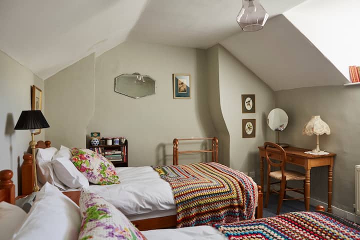 Ერთსაძინებლიანი ორსაწოლიანი 