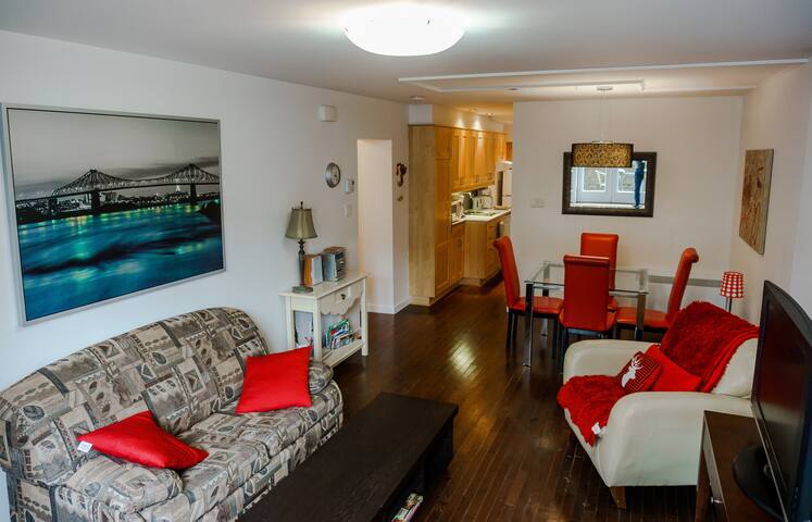 Charming apartment in rosemont