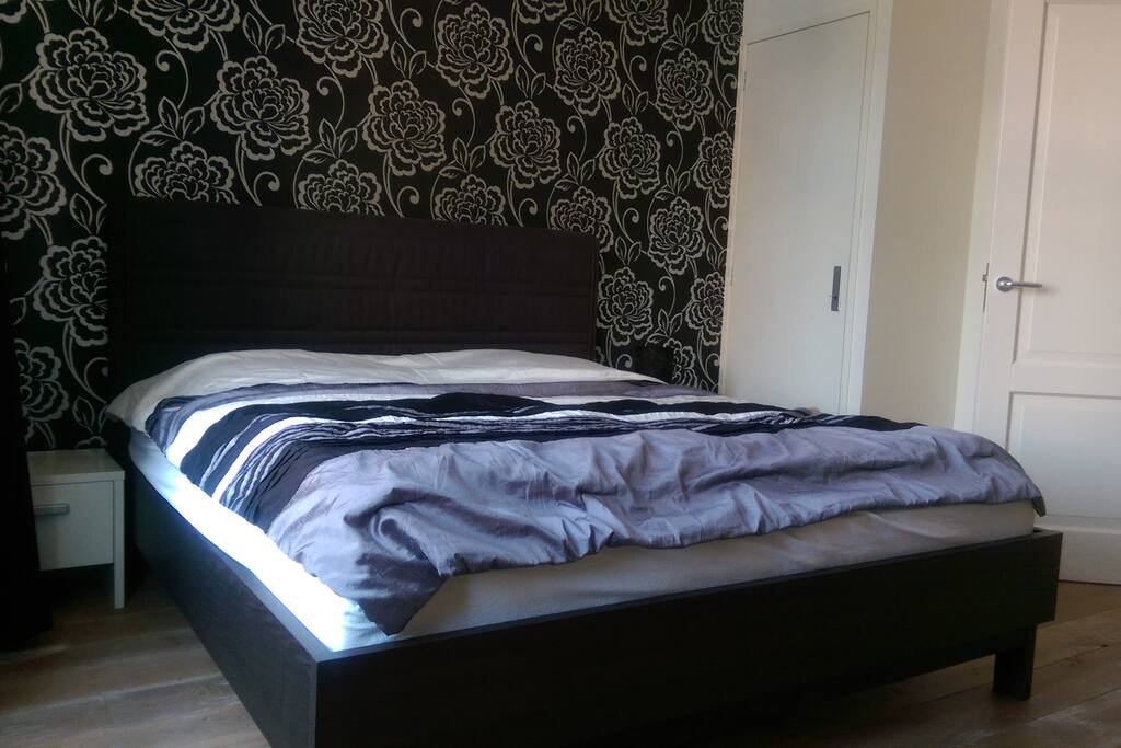 The bed is changed so there are now 2 singles put together. Just so you know!