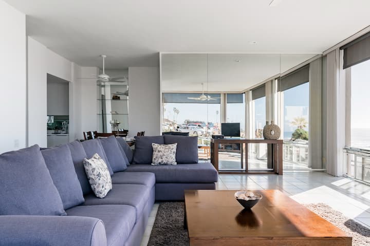 Windansea Beach Views From A Bright Apartment Condominiums For Rent In La Jolla California United States Windansea Beach Views From A Bright Apartment Condominiums For Rent In La Jolla California United States