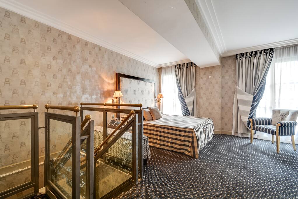 Room tour