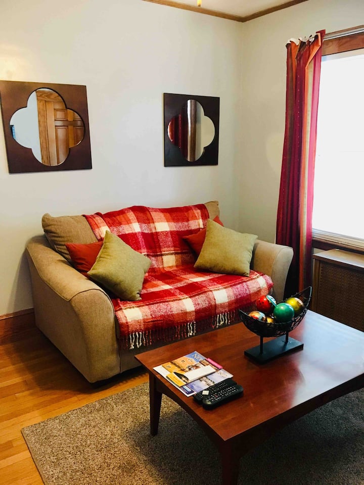 #3 Clean Comfy & Cozy Glory Guest Suite - アメリカ ボストン