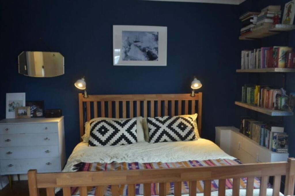 A big comfy king size bed
