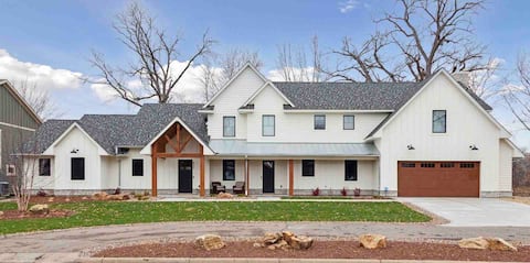 The Mississippi River House