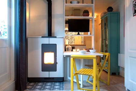 Cosy studio close to beach & center