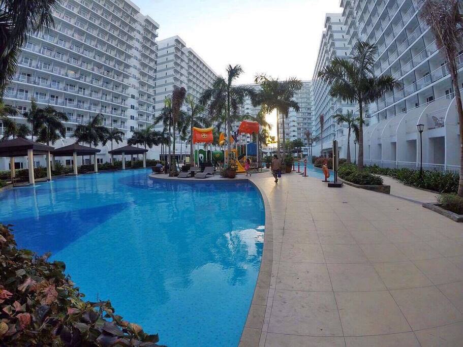 1 of 4 pools