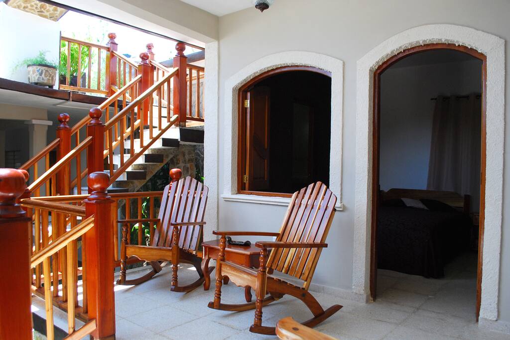 Habitación 1. Entrada