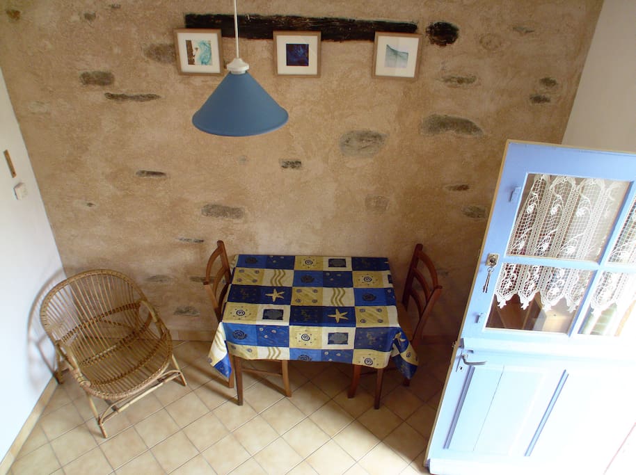 Le salon au rez-de-chaussée..