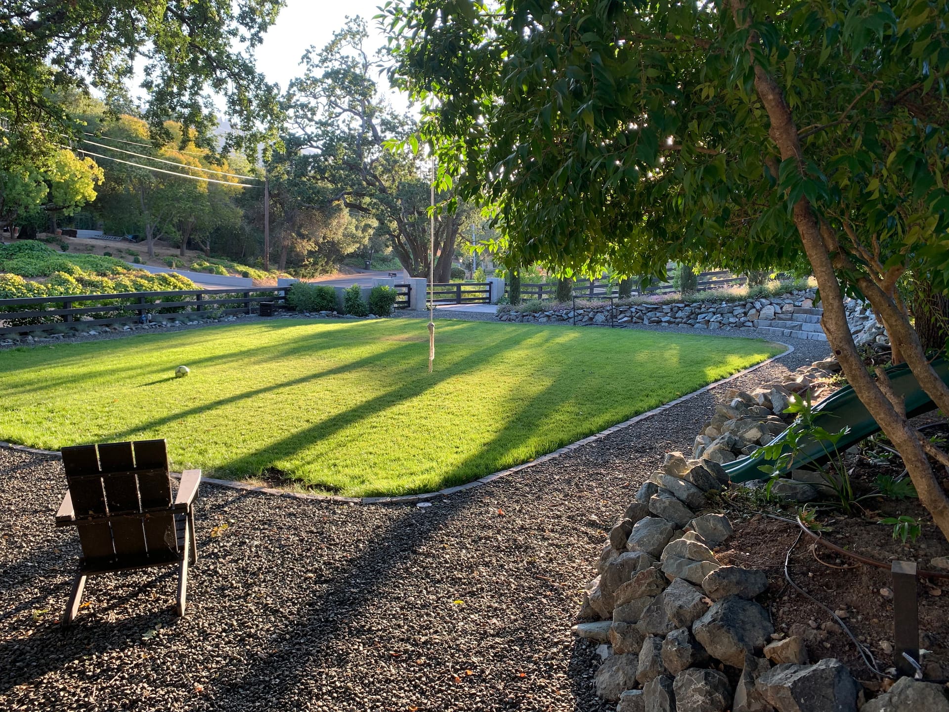 Los Gatos Villa: hot tub, sauna, pool, and huge yard