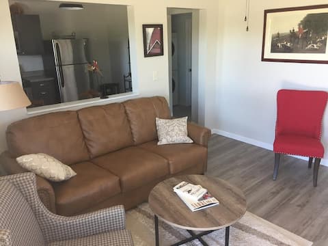 Barn Apartment at Wolftrap Farm - Escape the City!