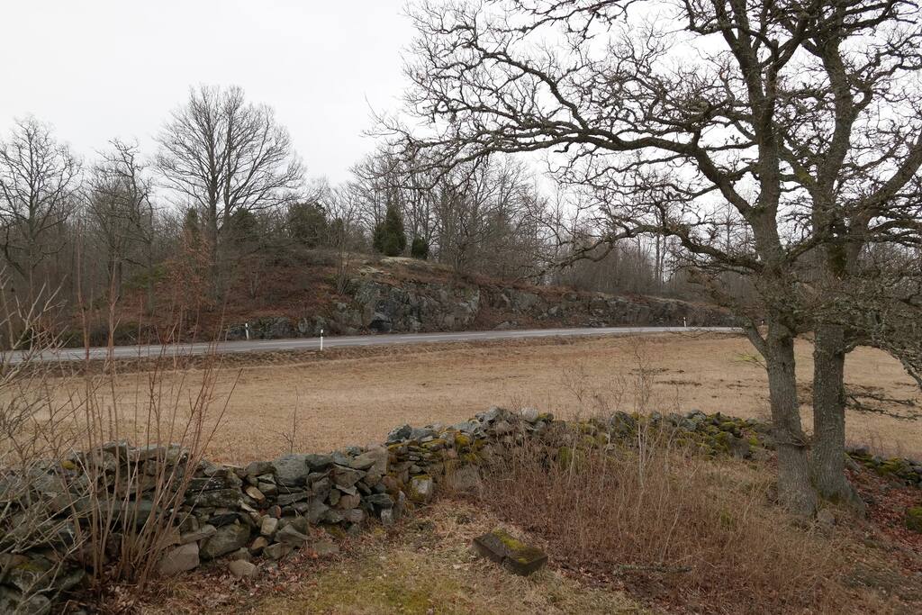 Bakom stugan väg 27