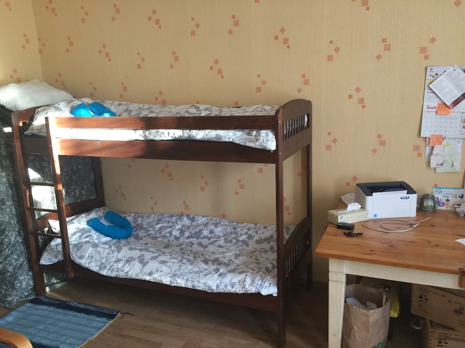 Bunk bed