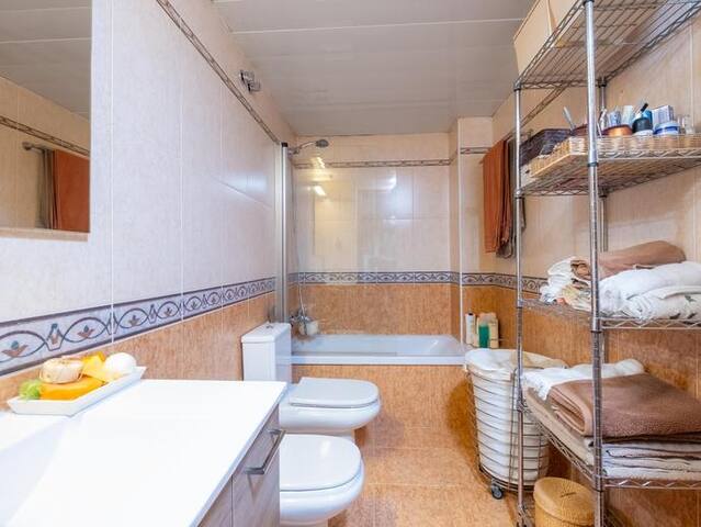 Get 1 dormitori taronja a lapartament de platja Free HD 1 Dormitori Taronja A Lapartament De Platja