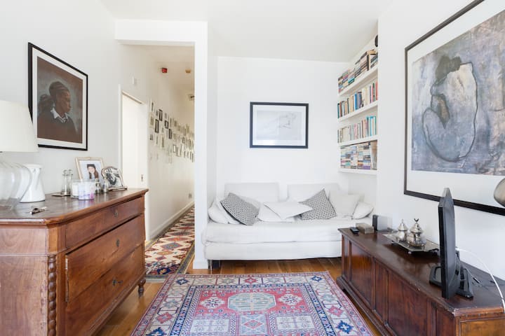 Stylish Bedroom Close To Portobello - London