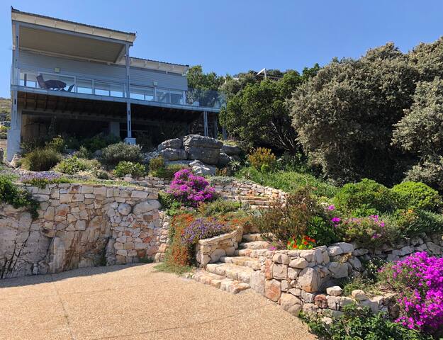 Sea Song has exquisite sea and mountain views gallery image 3