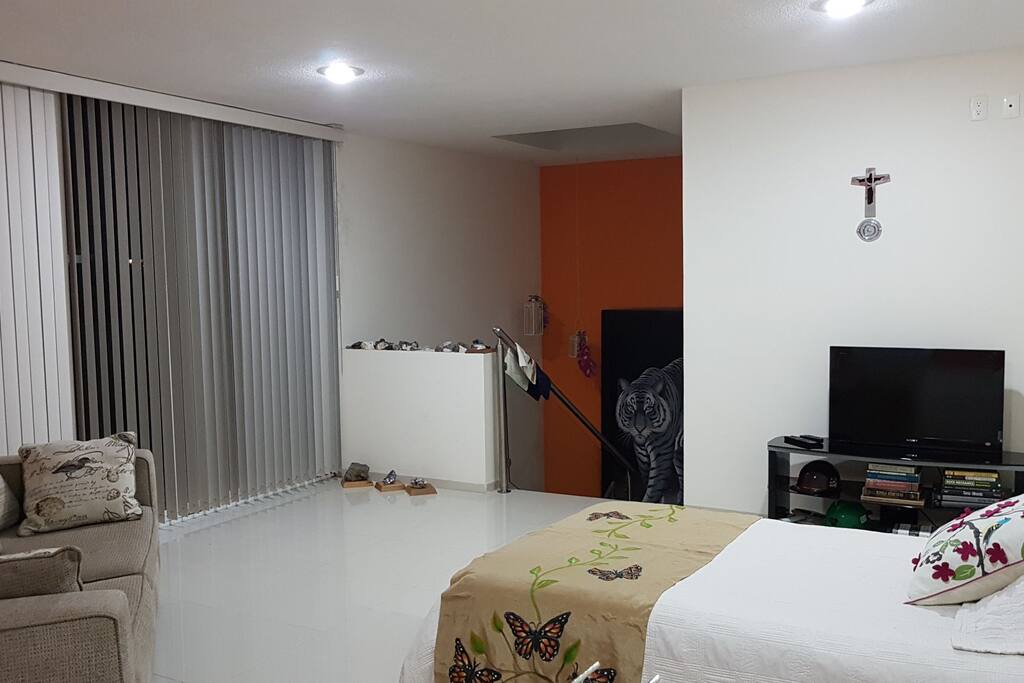 Amplio lugar para relajarse o trabajar tranquilamente
