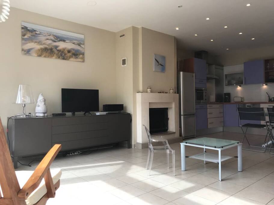 Coin cheminée+ TV