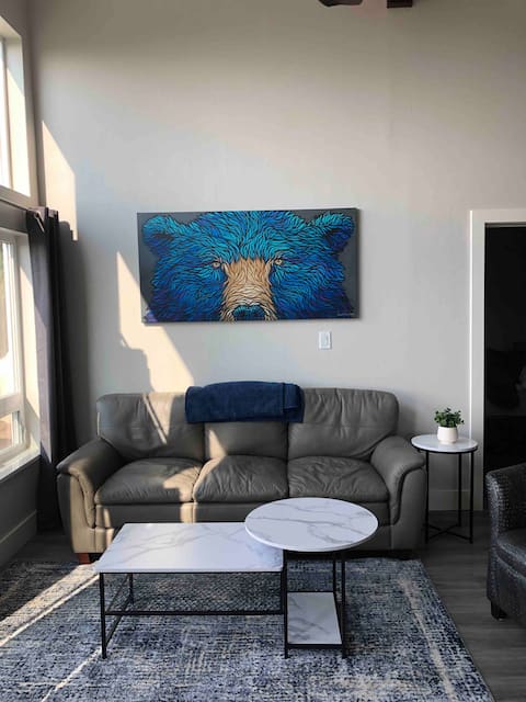 Top Airbnb: Modern cabin with spectacular views! in Homer