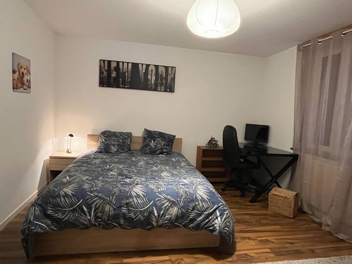 غرفة النوم 1