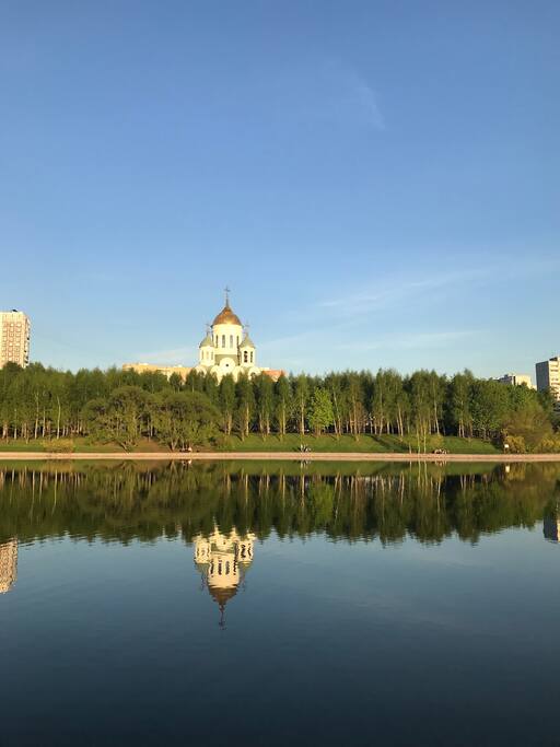 Park near the house