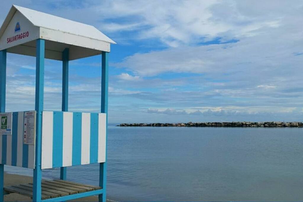 La spiaggia di fronte