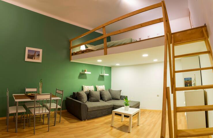 Awesome Apartment @Keleti Station