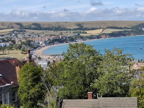 Top performing Airbnb: Swanage Bay Heights in Purbeck
