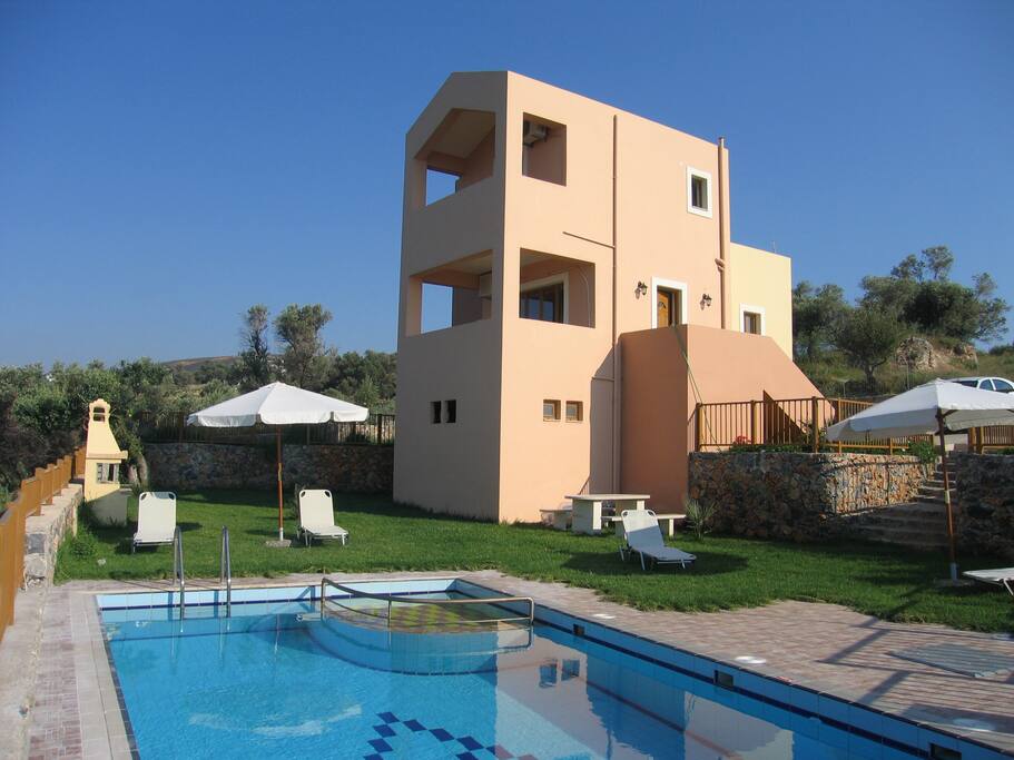 great villa and location