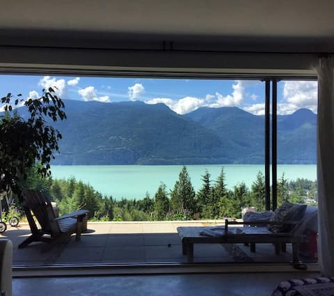 Tea Tree House with fantastic ocean view