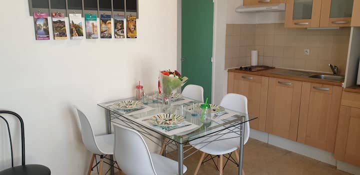 Appartement 4 Personnes Dans Résidence Bien Située - Le Barcarès