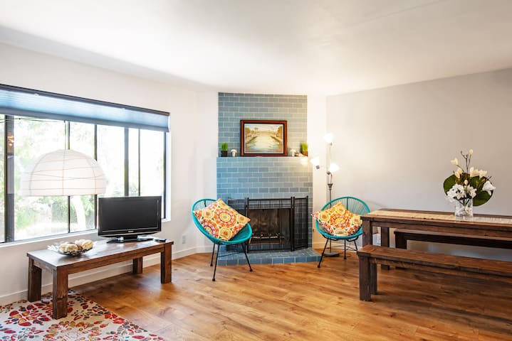 Venice Beach Canal Area Home with EV Charger