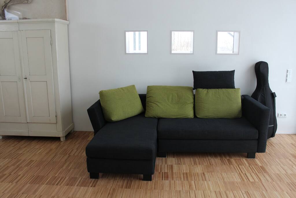 Sofa und Bett zugleich - hochwertige Schlafcouch für ruhige Nächte