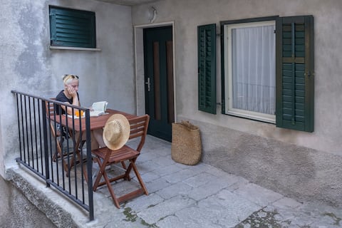 Top Airbnb: Beautiful apartment with a view. in Općina Mošćenička Draga