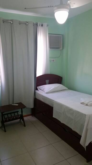 Quarto com bicama1