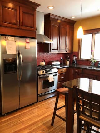 North Buffalo 6 Bed Double with Two Kitchens, photo 10 of 31
