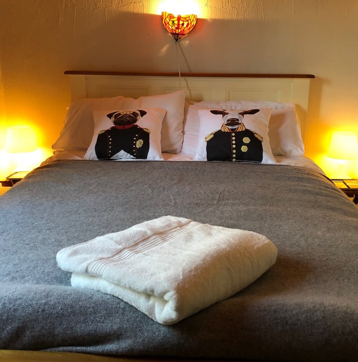 bedroom 2 with hampton double bed - overlooks back garden