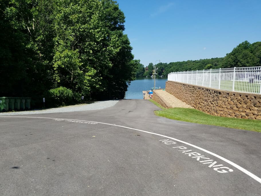 Available Boat ramp (no boat slip)