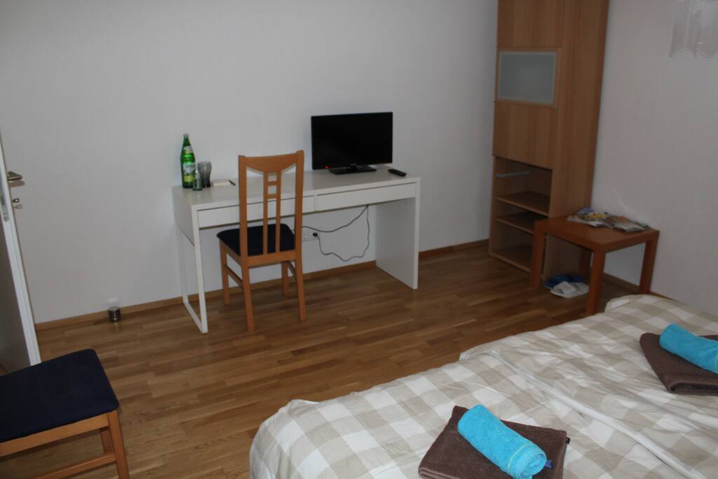 Gästezimmer mit Kabel-TV