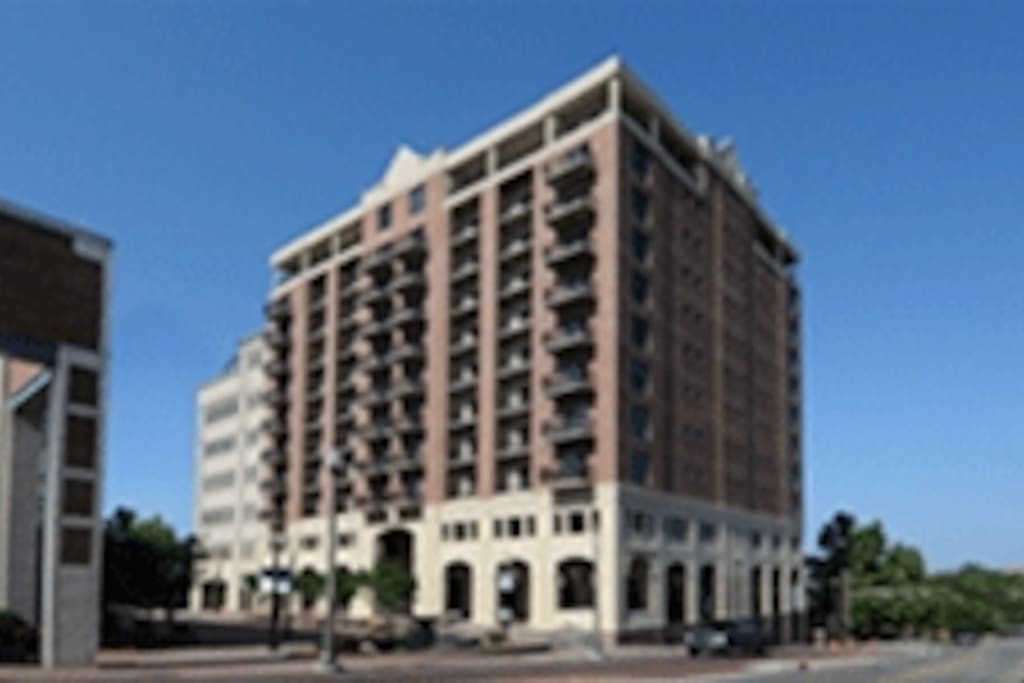 East Side of Tallahassee Center Condominiums