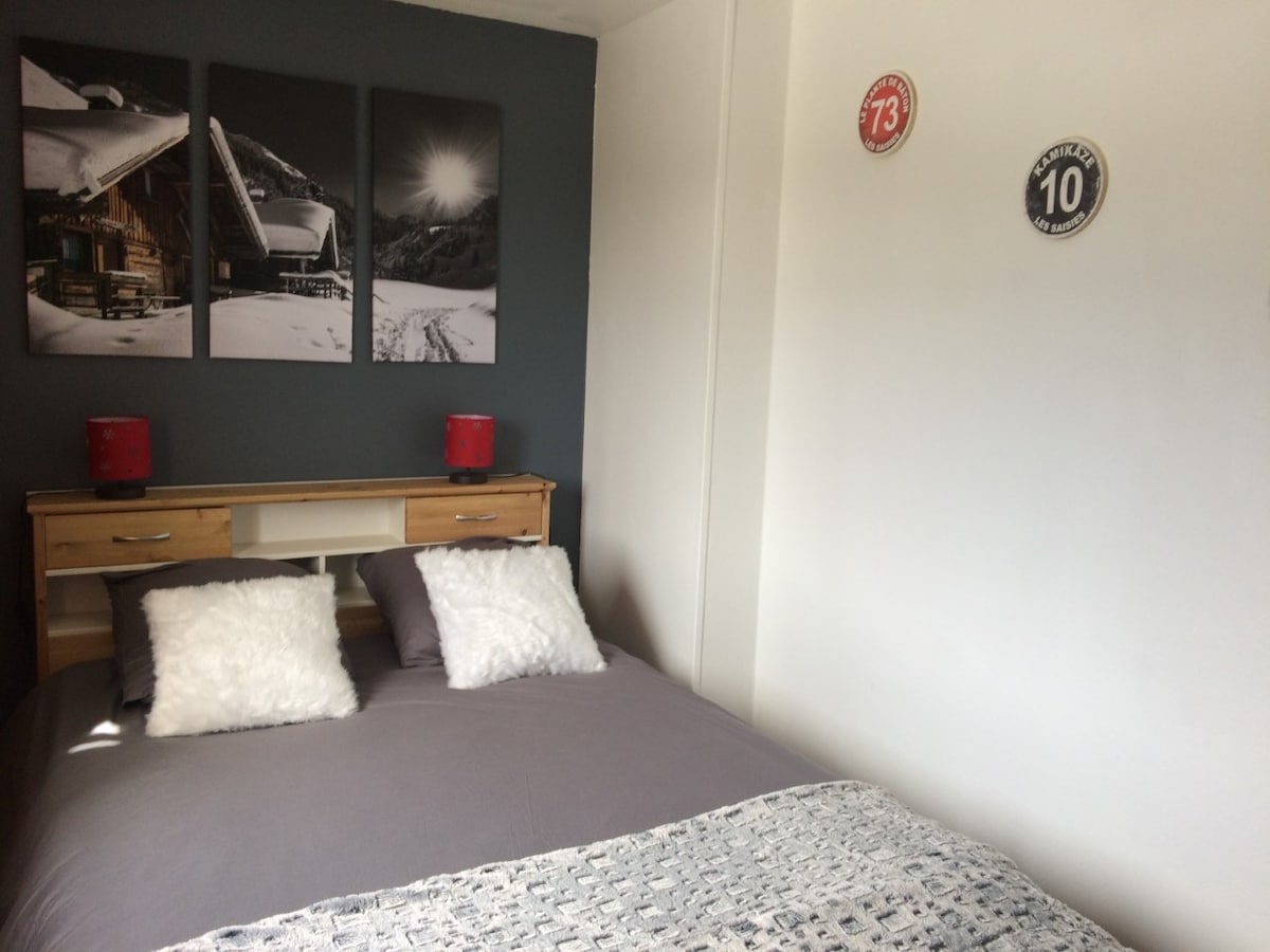 Chambre lit double 140*200