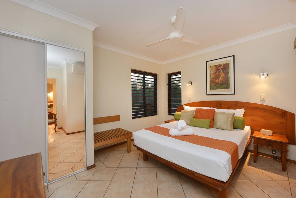 Side View Master Bedroom with Ensuite
